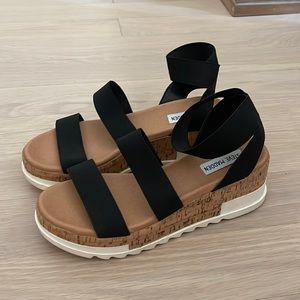 Steve Madden Platform Sandal
